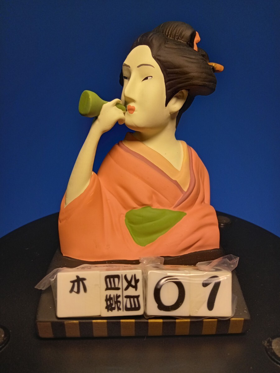 ビードロを吹く女 万年カレンダー 人形 インテリア  陶器拍卖