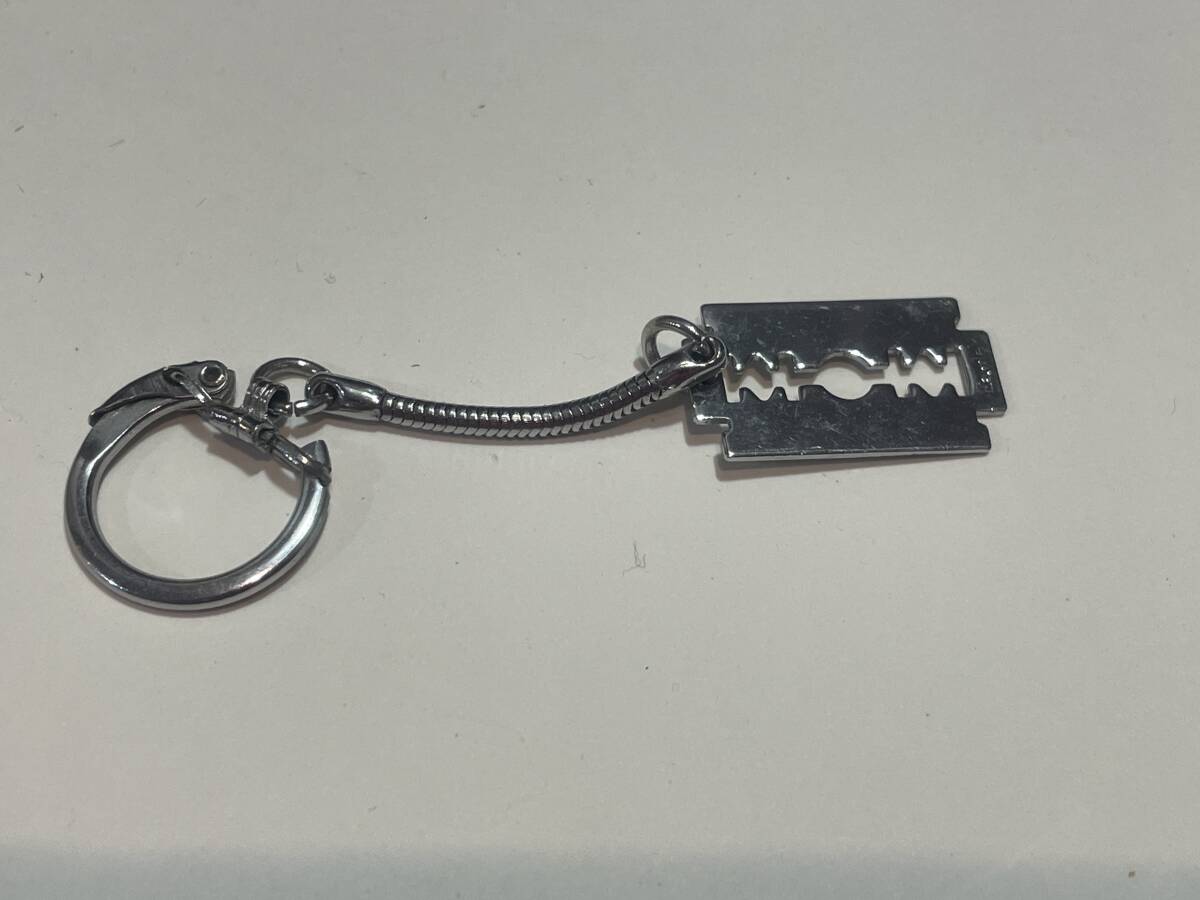 キーホルダー 剃刀 刃 Eaole拍卖