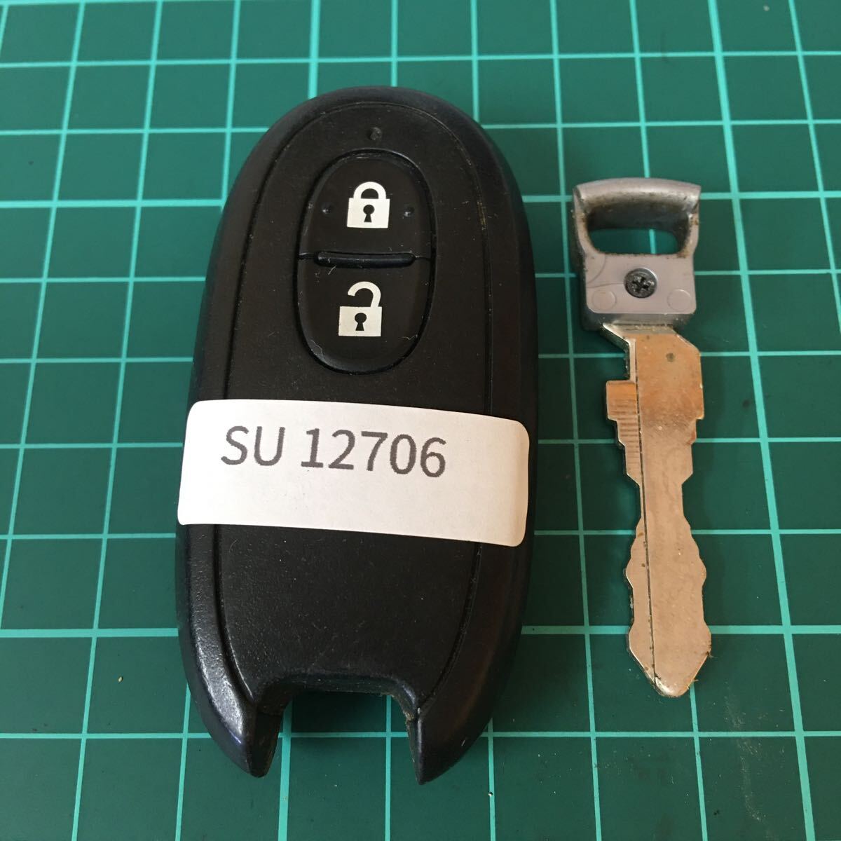 SU12706 点灯無 スズキ 純正 007YUUL0212 HE22S ラパン スピアーノ アルト等 2ボタン スマートキー キーレス リモコン拍卖