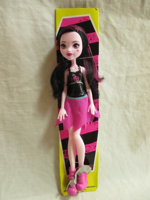 即決★Monster High モンスターハイ ドラキュローラ ドール 人形 フィギュア/マテル・2015年拍卖