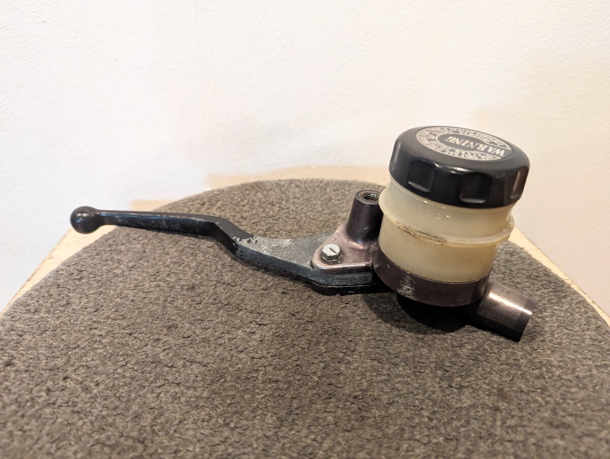 実働外し Z900 純正 5/8 フロント マスターシリンダー ブレーキ マスター ダブルディスク 当時物 ノーマル KZ900 Z1000 KZ1000 Z1 Z2 Z750拍卖