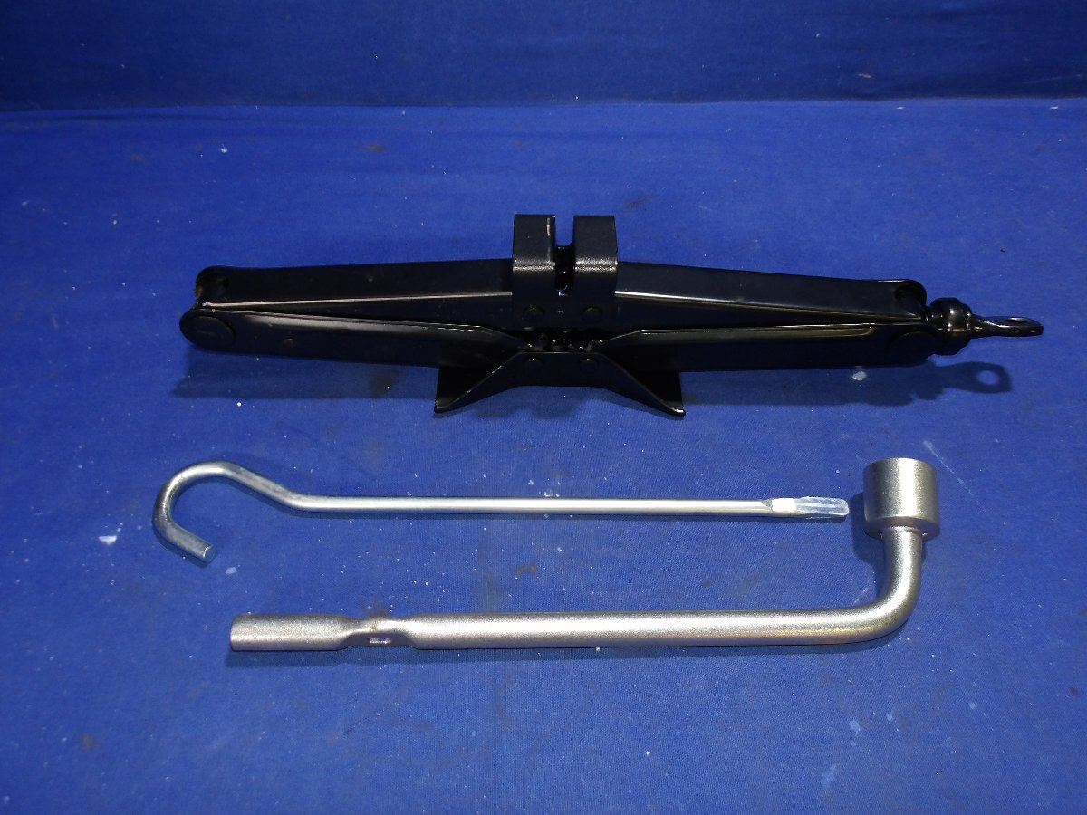 【C】ダイハツ ムーヴ L175S/L185S 純正 ジャッキセット 車載工具 MAX600kg拍卖