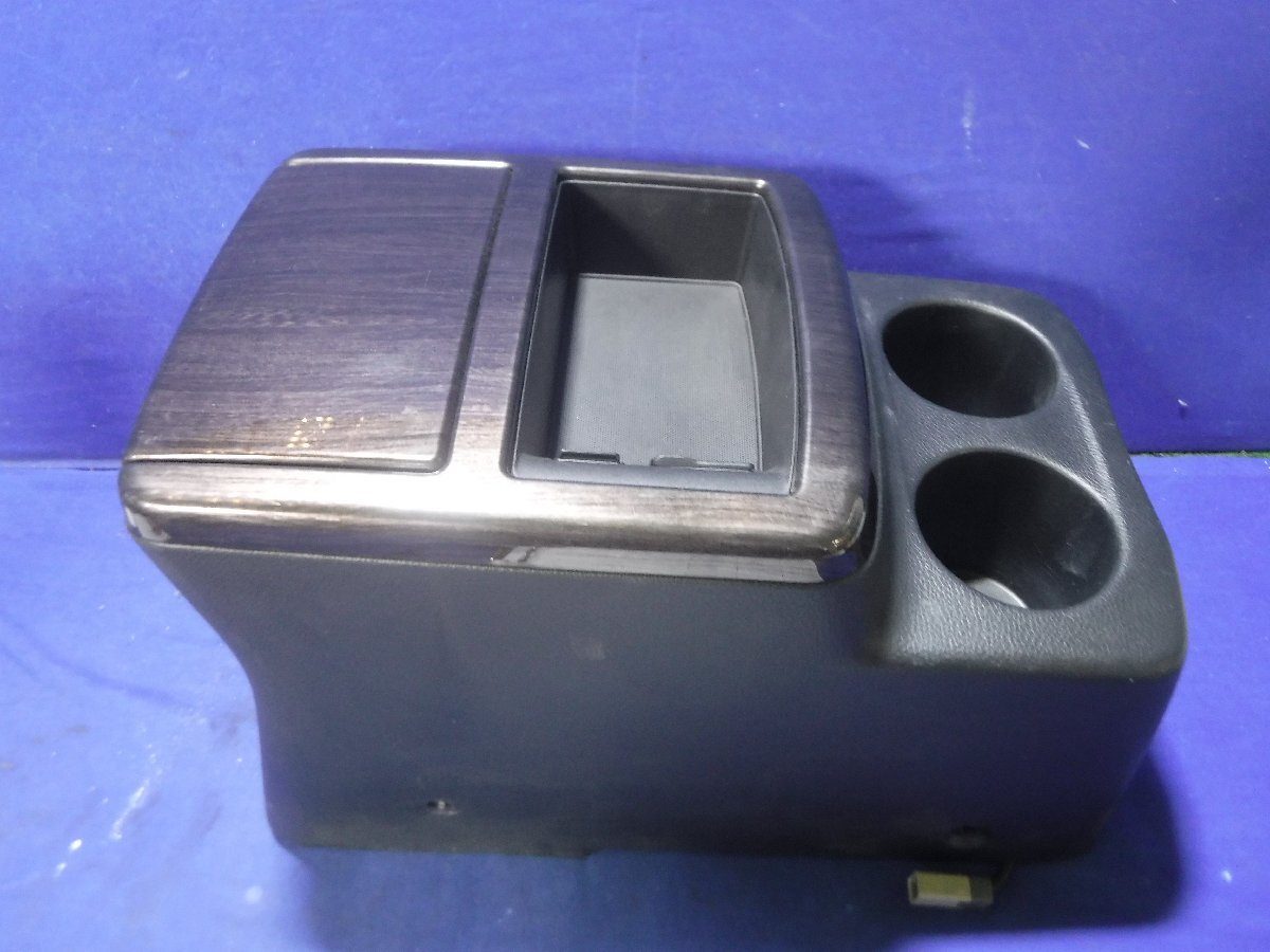 【個人宅発送不可】◇日産 エルグランド TNE52/TE52 純正 2列目テーブル 木目 969YU1JB0A◇拍卖