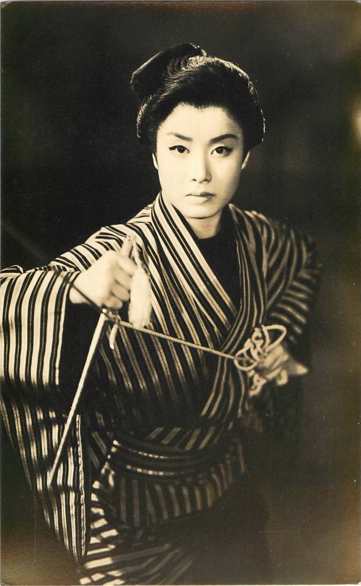 p37915『美空ひばり』ブロマイド 加藤和枝 喜美枝 かとう哲也 加藤和也 真赤な太陽 リンゴ追分 東京キッド拍卖