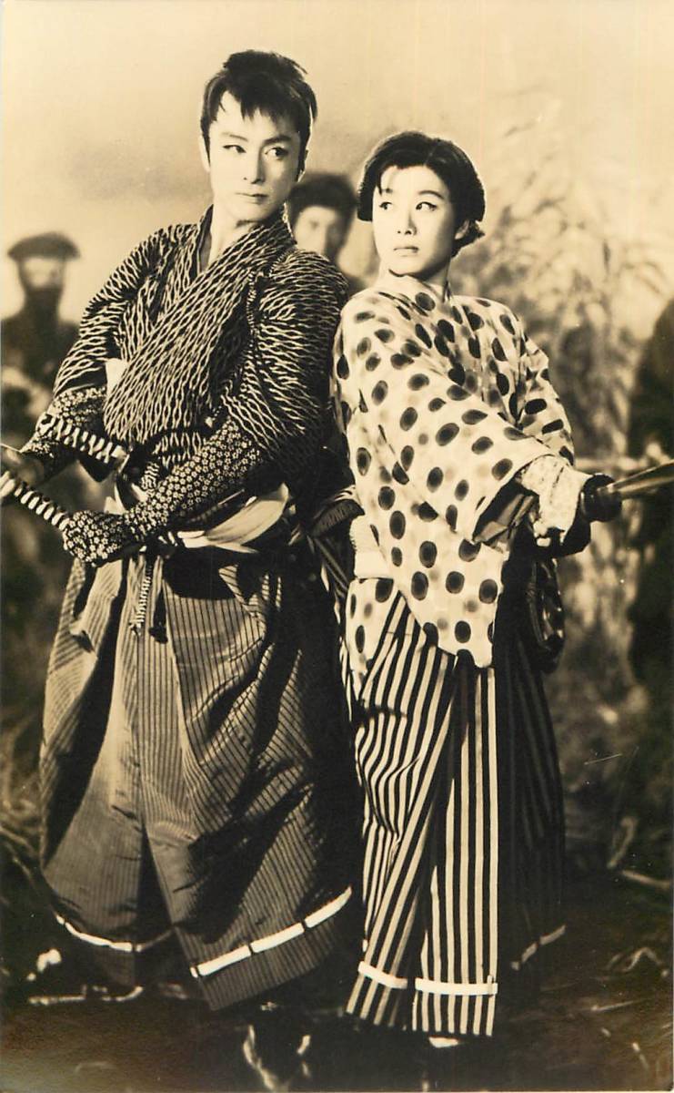 p37916『美空ひばり』ブロマイド 加藤和枝 喜美枝 かとう哲也 加藤和也 真赤な太陽 リンゴ追分 東京キッド拍卖