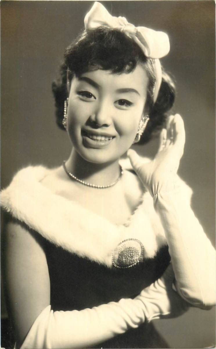 p37943『美空ひばり』ブロマイド 加藤和枝 喜美枝 かとう哲也 加藤和也 真赤な太陽 リンゴ追分 東京キッド拍卖