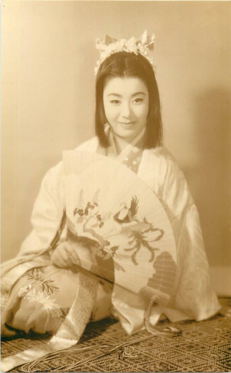 p37938『美空ひばり』ブロマイド 加藤和枝 喜美枝 かとう哲也 加藤和也 真赤な太陽 リンゴ追分 東京キッド拍卖