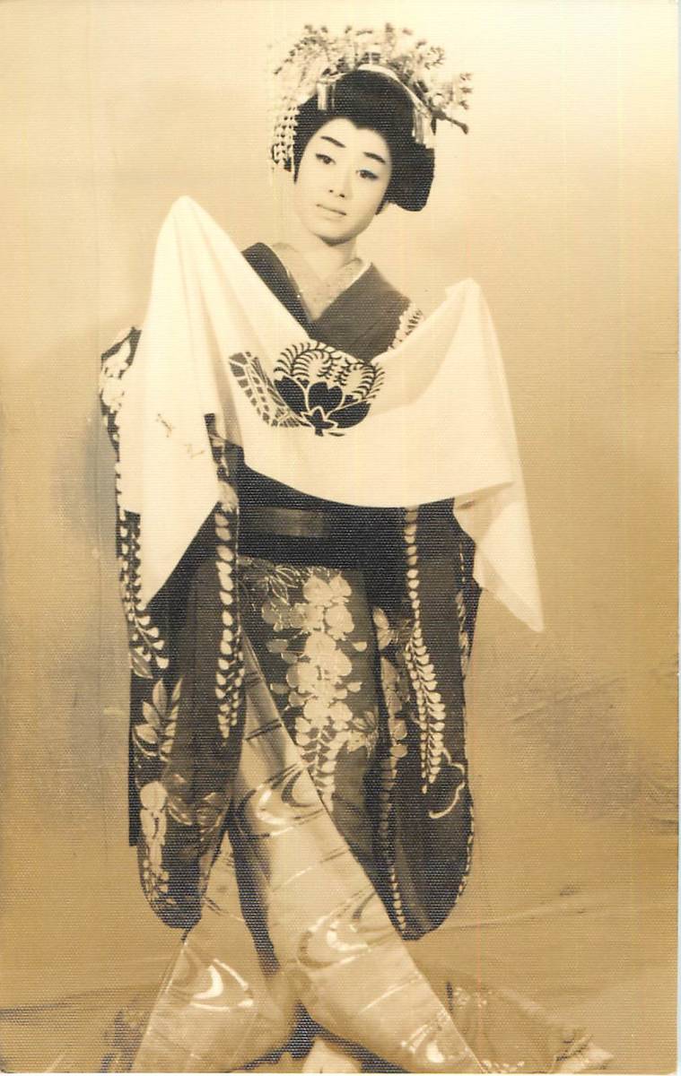 p37934『美空ひばり』ブロマイド 加藤和枝 喜美枝 かとう哲也 加藤和也 真赤な太陽 リンゴ追分 東京キッド拍卖