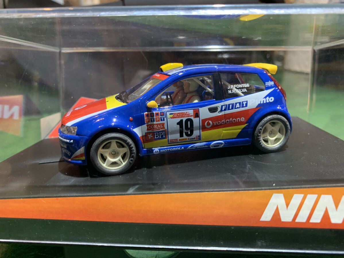 新品未使用 Ninco slot car 1/32 FIAT PUNTO SUPER 1600 Vodafone ニンコ スロットカー フィアット プント スーパー1600 ボーダフォン拍卖