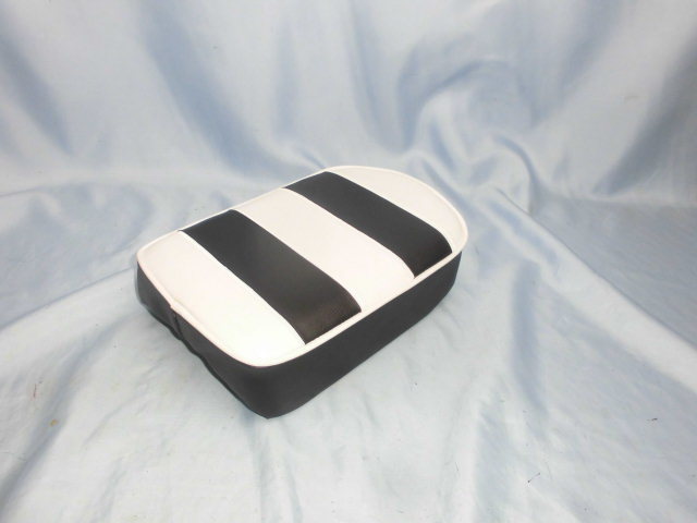 ■モトコンポ 白&黒 ボーダー カスタムシート拍卖