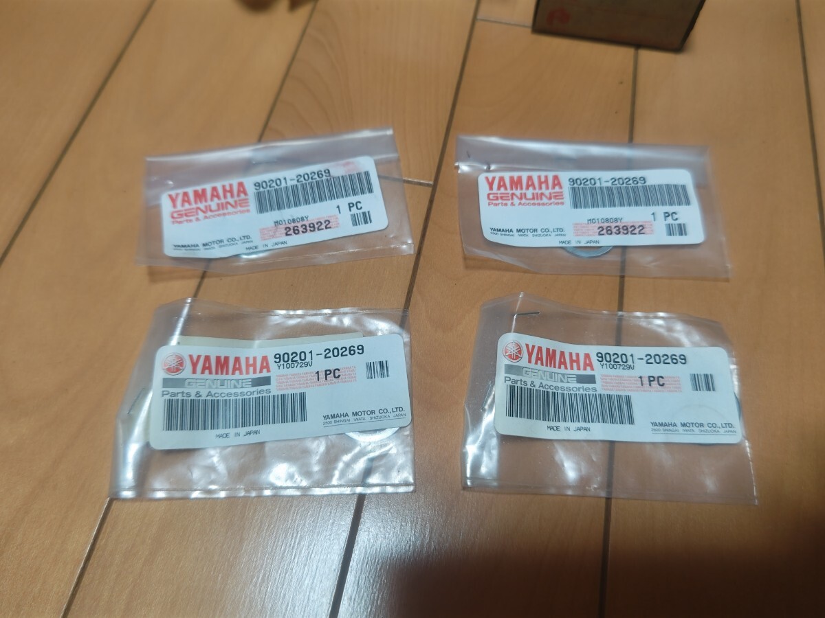 ヤマハ 純正 未使用 マジェスティ250 マウント ワッシャー プレート ワッシャ 4個 90201-20269 JOG VINO ジョグ ビーノ YB-1 VOX YAMAHA拍卖