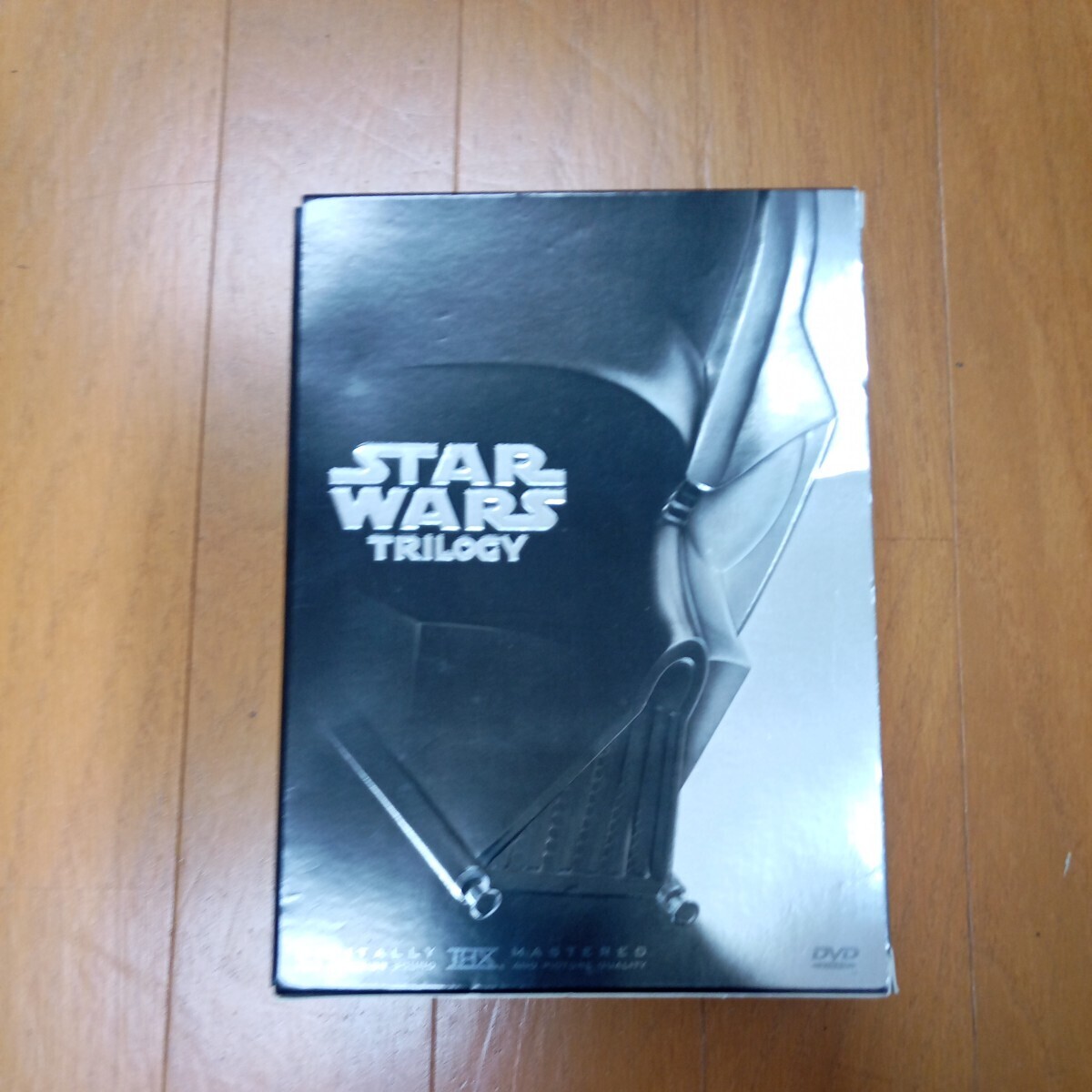 スターウォーズ トリロジー DVD-BOX 4枚組 専用ケース付き中古拍卖