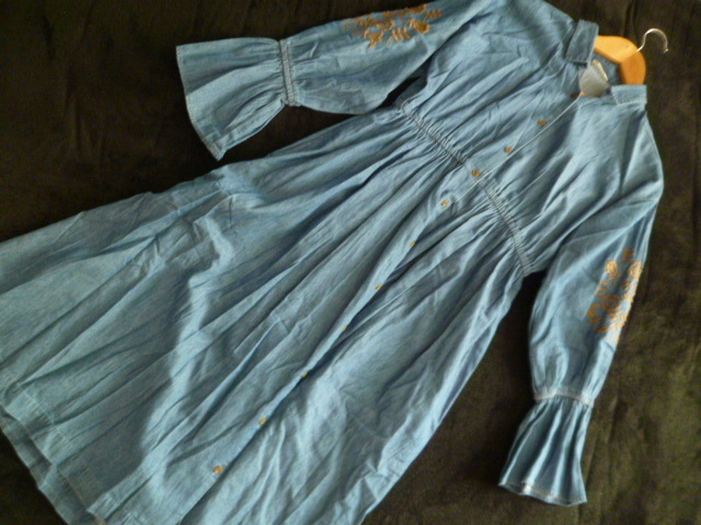 ehka sopo/エソカソポ◇デニム生地お花刺繍入りベル袖シャツワンピースM/キャンロング長袖◇A77op拍卖