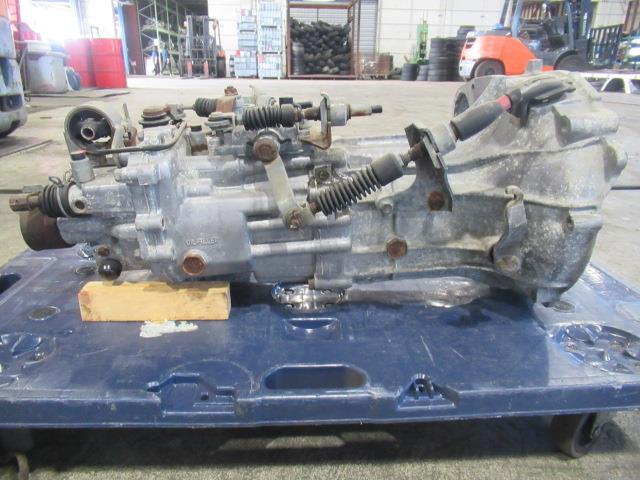 ミニキャブ V-U42T マニュアルミッション MB861617 4速 4WD MMM /37770拍卖