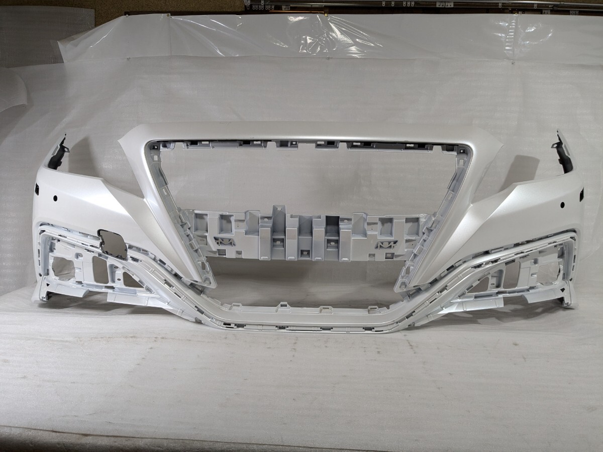 トヨタ純正 ARS220/GWS224/AZSH20/AZSH21 クラウン ハイブリッド RS フロントバンパー 52119-30N30 パールホワイト 棚番G-777拍卖