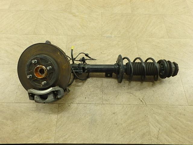 スイフト  ZD53S フロント右ストラット  ZMU トキコ 41601-52RA0拍卖