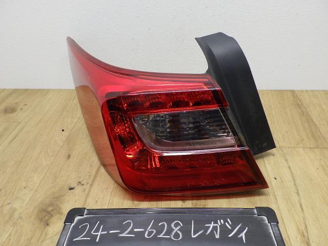 レガシィ  BN9 左テールランプ ライト レンズ G1U コイト 220-60234 84912AL100拍卖