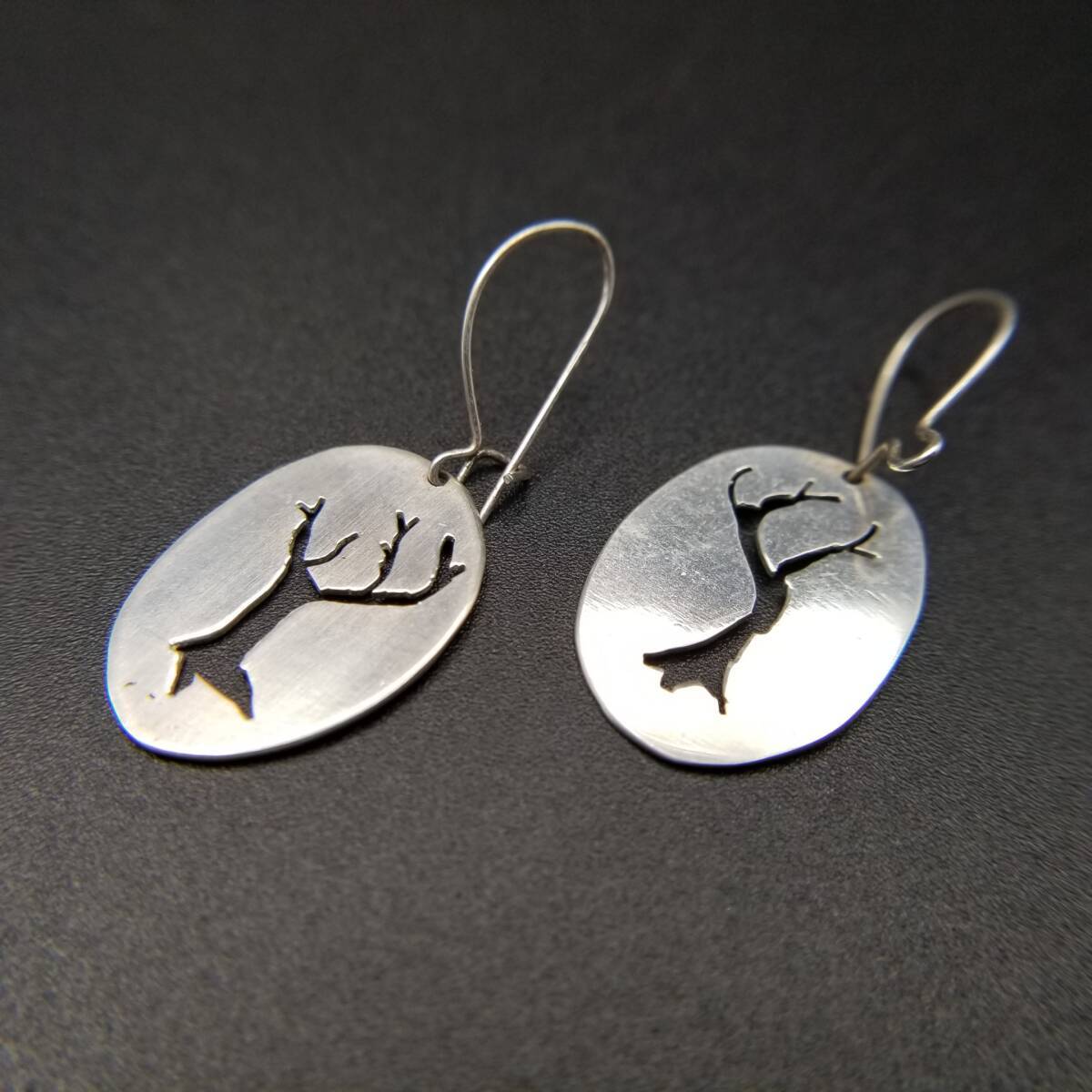 木 ツリー ホロアウト オーバル メタルプレート 925 シルバー ヴィンテージ フックピアス 銀細工 ハンドメイド 自然派 Y17-B拍卖