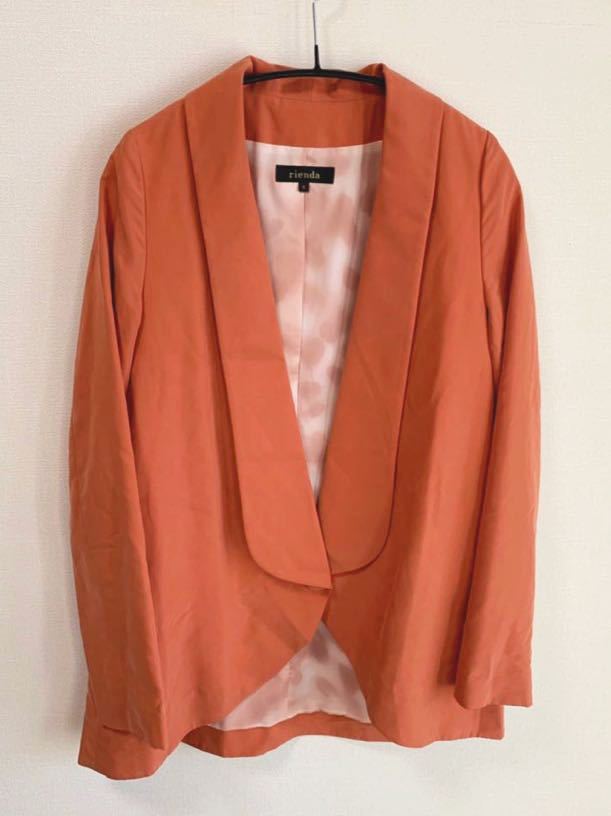新品 リエンダ rienda ジャケット サーモンピンク拍卖
