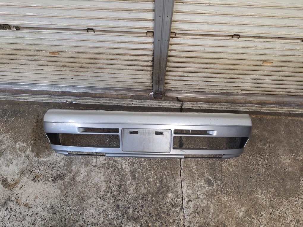 C34 ローレル 純正フロントバンパー拍卖