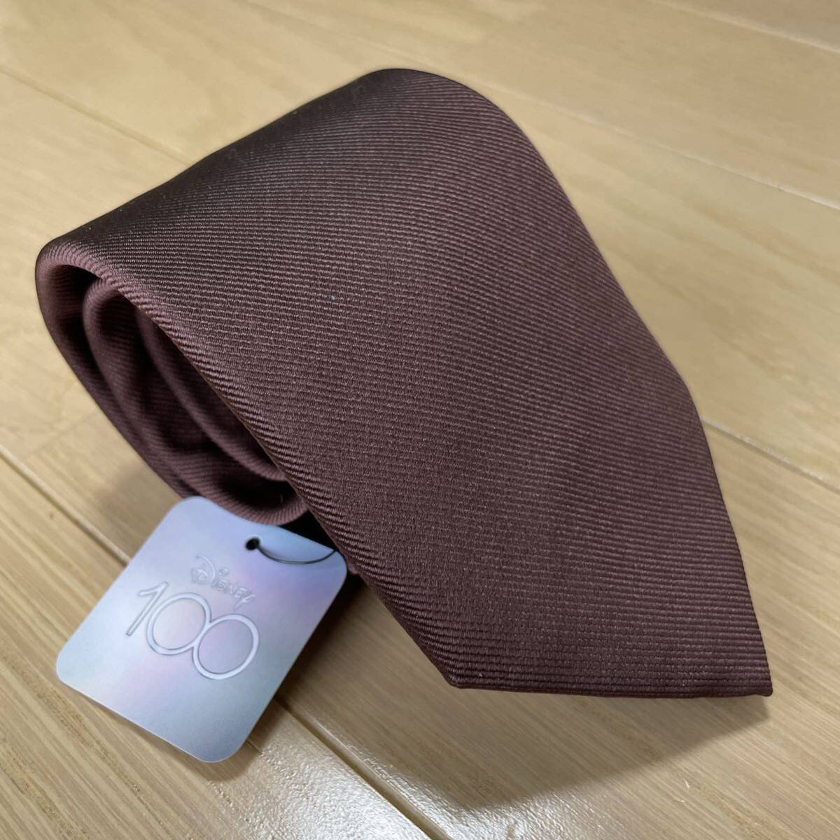 スーツカンパニー ディズニーコラボ シルクネクタイ 新品 ブラウン拍卖