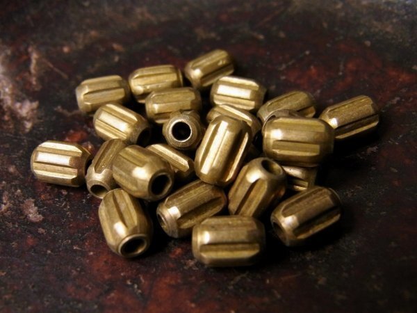 ◆抜群!!古色真鍮玉“シェブロン”...ブラスビーズ8玉/無垢玉拍卖