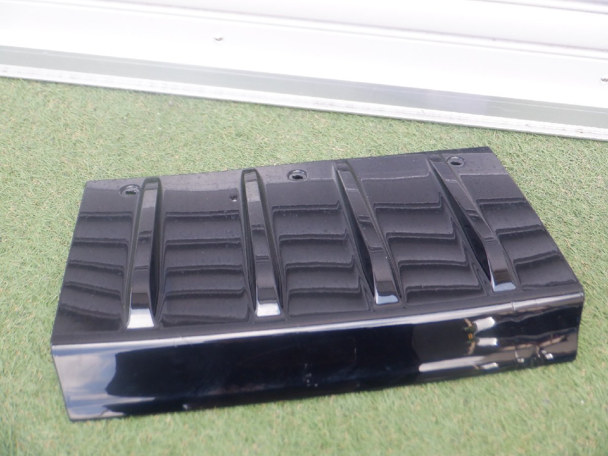 ランドローバー純正 レンジローバー ヴォーグ L405 LG5NA LG5SA 前期 リアバンパー カバー パネル ディフューザー HK5M 19K809 m-24-6-13拍卖