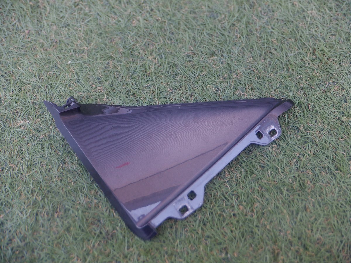 純正品 McLaren 720S マクラーレン 720S 14AC203CP 右側 ライト カバー パネル ? ガンメタ m-24-6-122拍卖