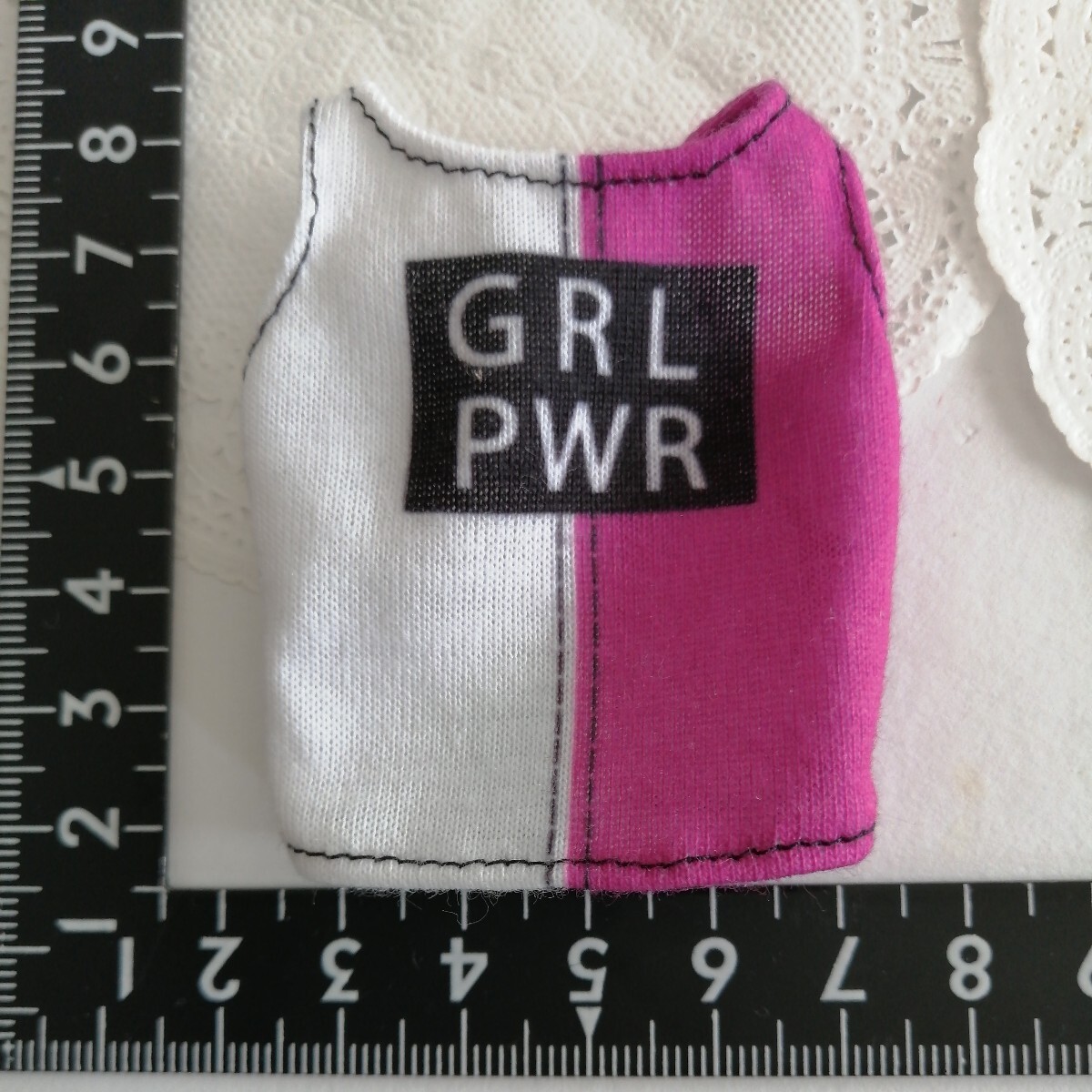 4r606 ドール用 トップス ロゴ タンクトップ momoko ジェニー ピュアニーモ リカちゃん ブライス 1/6ドール拍卖