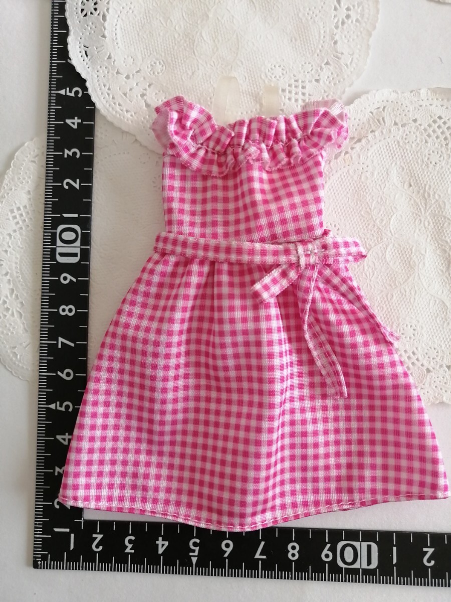 4r606 ドール用 オフショルダー ワンピース ギンガムチェック ピンク momoko バービー ジェニー TBleague s50 s241/6ドール拍卖