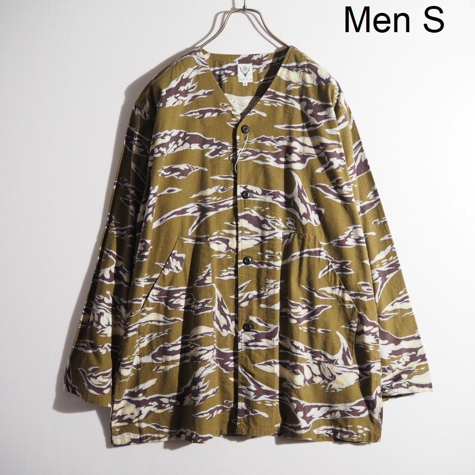 C1206P ▼South2 West8 サウスツーウエストエイト▼新品 23SS V Neck Army Shirt カーキ迷彩 Vネックシャツジャケット S シーズンレス rb拍卖