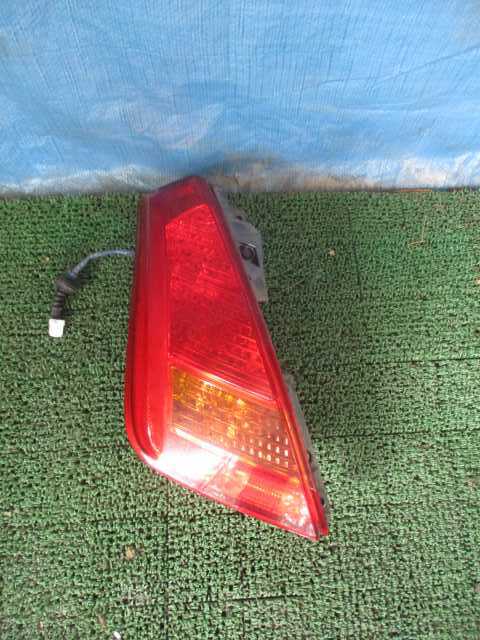☆★TZ50 ムラーノ 左テールランプ★☆拍卖