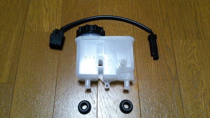 FD3S RX-7 ブレーキリザーブタンク ブレーキマスターシリンダータンク 純正 新品拍卖