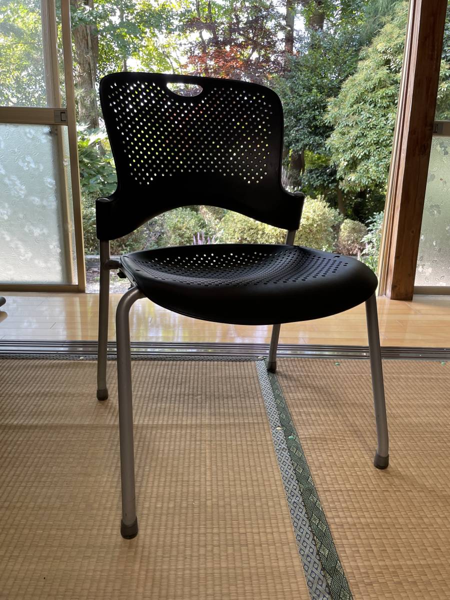 Herman Miller ハーマン ミラー Caper ケイパー スタッキングチェア 肘なし ブラック拍卖