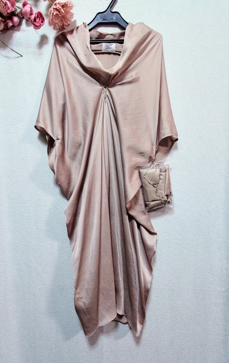 Doors モダンワンピース 半袖 ソフト素材 フリー拍卖