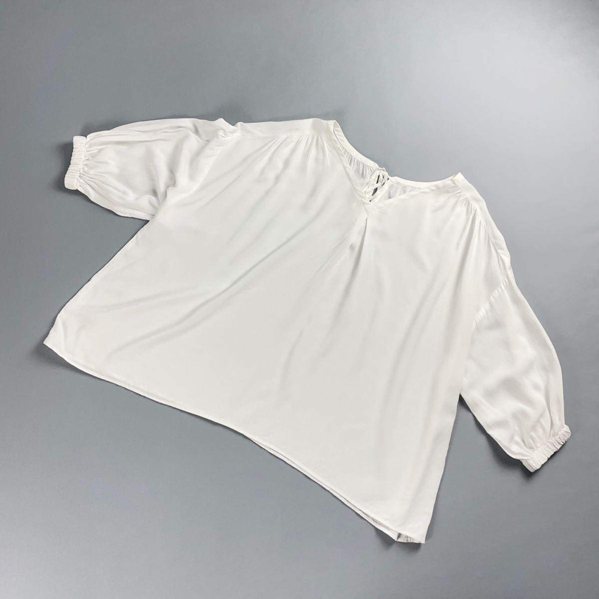 美品 ROPE' PICNIC ロペピクニック Vネック 七分袖ワイドブラウスカットソー トップス レディース 白 ホワイト サイズ38*QC365拍卖