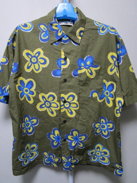 ユニクロxマルニ コラボ・オープンカラーシャツ・L(Uniqlo x MARNI Oversized Open Collar Shirt半袖シャツ柄シャツ)拍卖