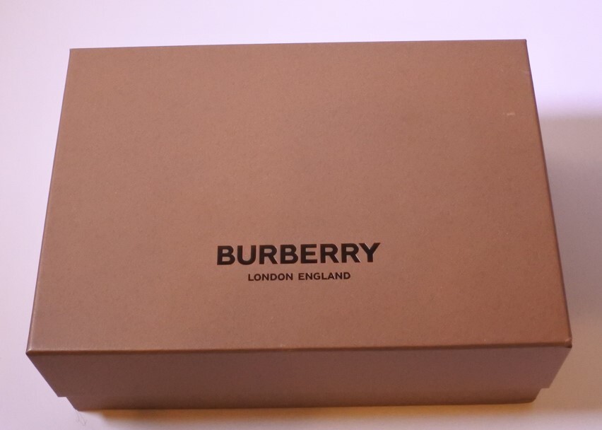 ② BURBERRY バーバリー 空箱 箱 空き箱 hskwtkk a201f0616拍卖