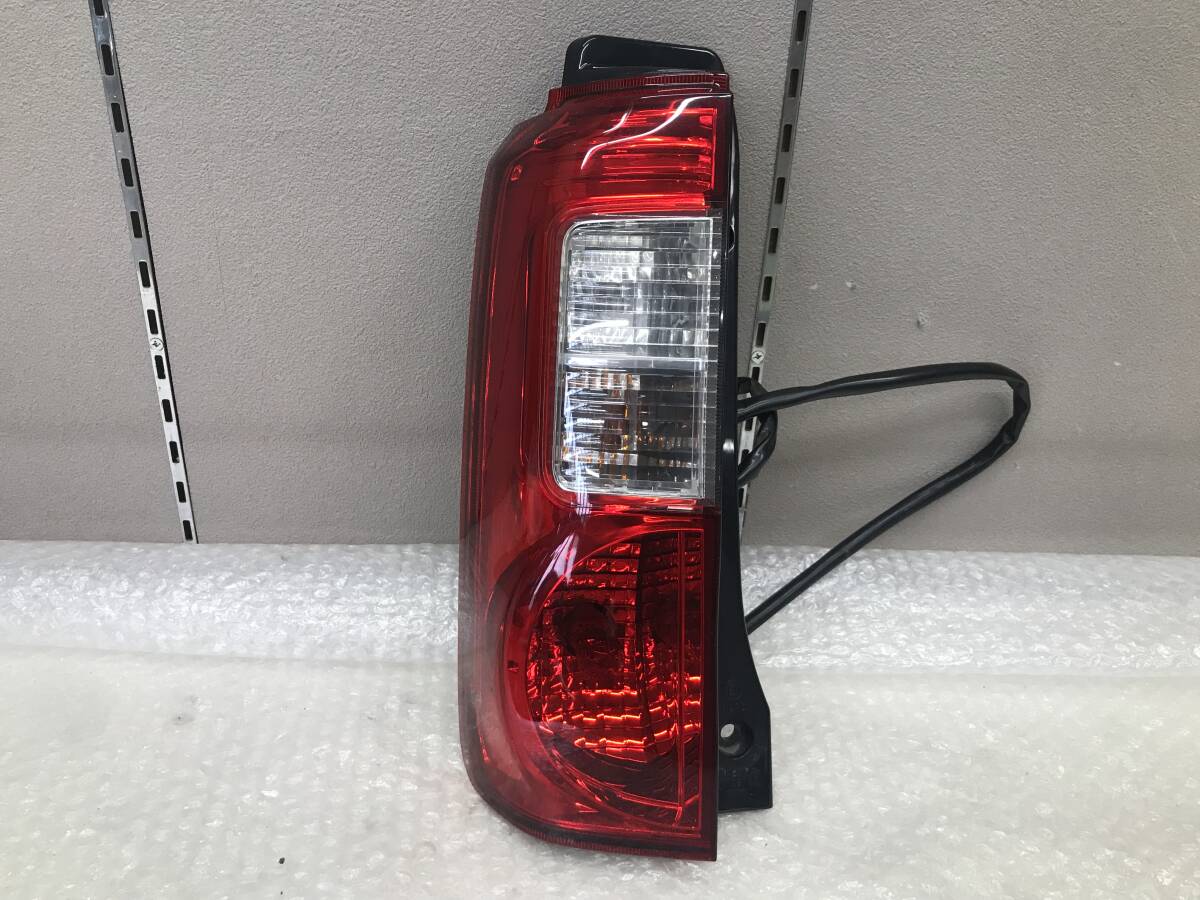 □□2406-N2 即決!美品 三菱 H81W ekスポーツ テールライト テールランプ テールレンズ 左 左側 助手席側 SAKAE RC1-007 破損無 良品!拍卖