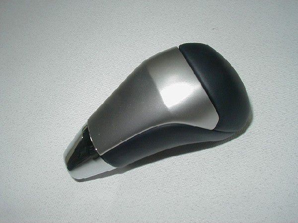 トヨタ純正 チタン調シルバー&本革シフトノブ レクサスGS 10系拍卖