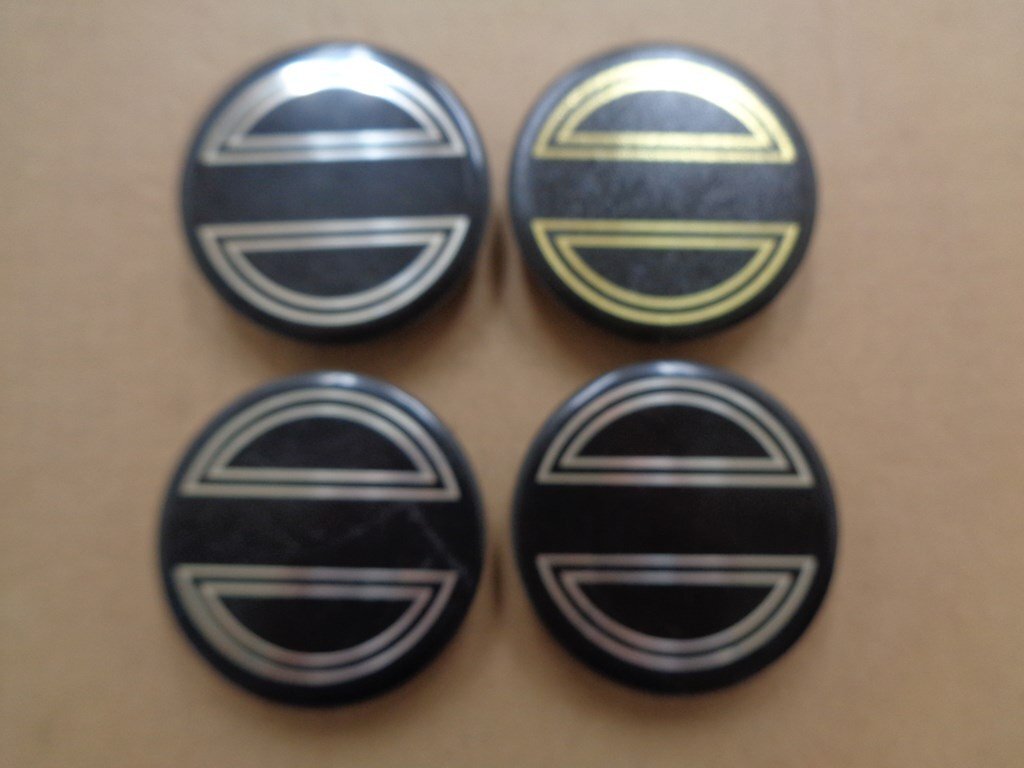 【送料込み】(No.184) ボルボ 純正 センターキャップ 4枚セット拍卖