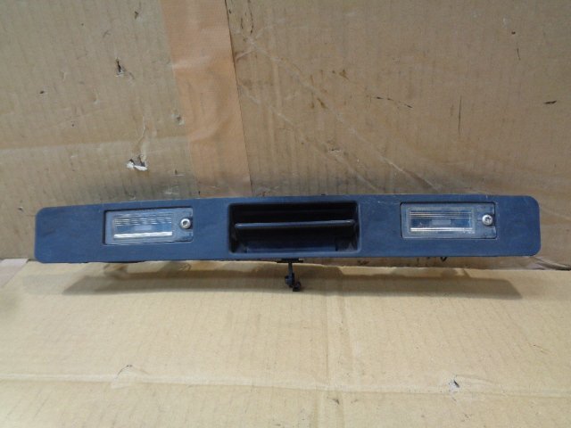 ★ボルボ V70 T5 SB5234W リアナンバープレートライト 9187153 純正【送料込み】拍卖