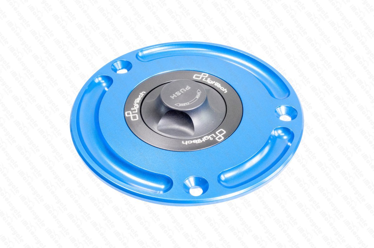 【国内在庫】LighTech ライテック フューエルタンクキャップ 青 SUZUKI スズキ GSR 600 750 / GSXR 1000 / GSXR 600 750 / GSXS 750 1000拍卖