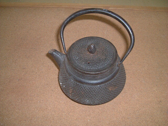 南部鉄器の急須拍卖