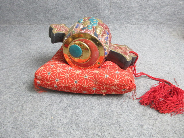 【政】33590 九谷焼小槌の置物 床の間 装飾 骨董拍卖