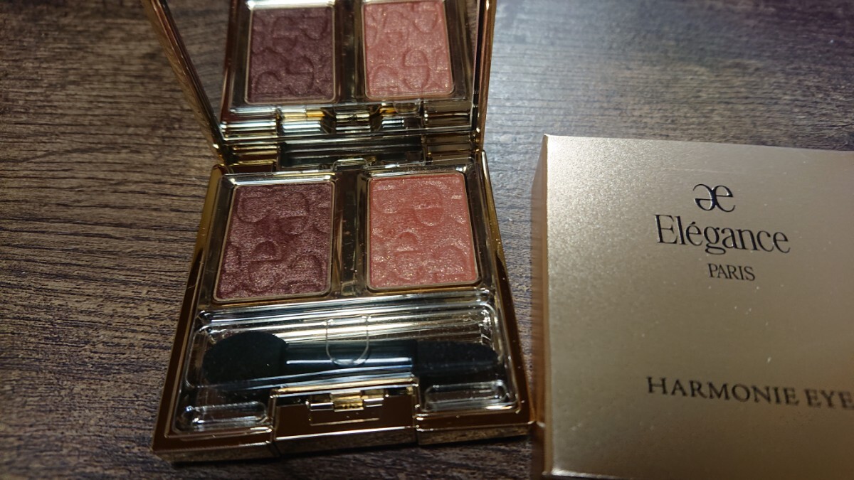 エレガンス★アルモニーアイズ★02アイシャドウ★Elegance★試し塗りのみ拍卖