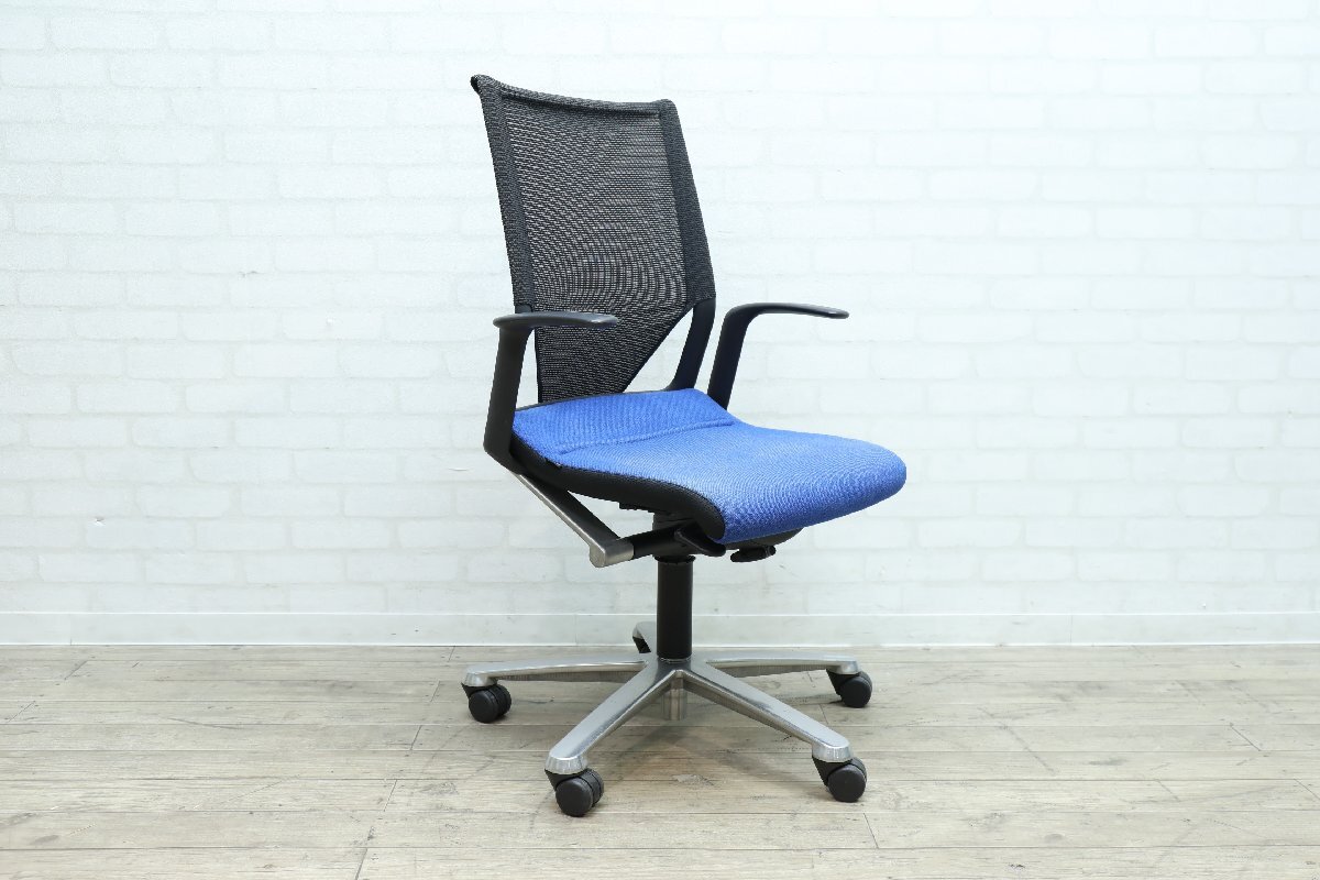 ■【H0353】★コクヨ★Wilkhahn★ウィルクハーン★モダス★オフィスチェア★チェア★アームチェア★肘付き椅子★昇降式★キャスター付★拍卖