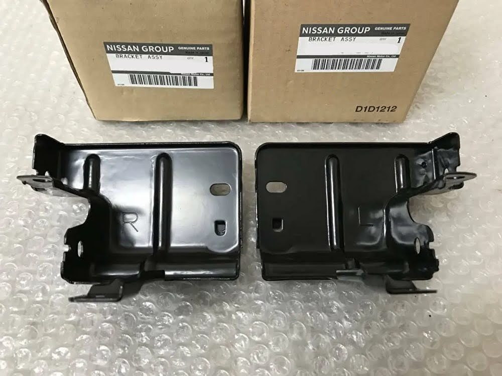 ●未使用 日産 S15 シルビア 純正 ヘッドランプ マウンティング ブラケット ASSY 右 NISSAN headlamp mounting assembly bracket RH拍卖