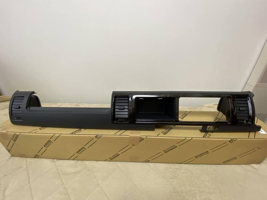 ●未使用 トヨタ KDH2##,TRH2## 200系 ハイエース レジアスエース 純正 インストルメントクラスタフィニッシュ パネル SUB-ASSY CTR TOYOTA拍卖