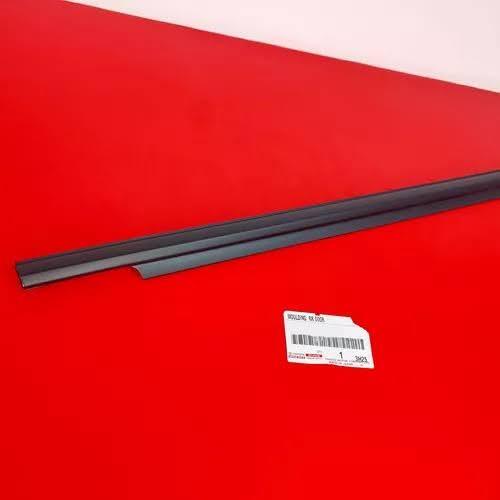 ●未使用 トヨタ KDJ95 KZJ95 RZJ95 ランドクルーザー プラド 純正 リアドア ベルトモール 水切り 右 TOYOTA Rear door belt molding RH拍卖